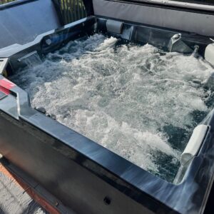 Hanscraft OKA 4 Winter - Black Edition